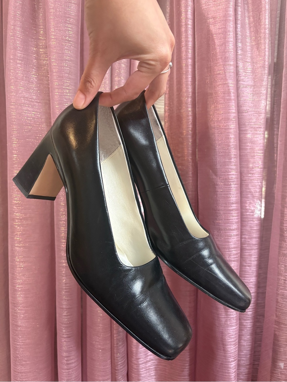 Vintage 90s Black Leather Chunky Heel Pumps - Picture 3 of 7